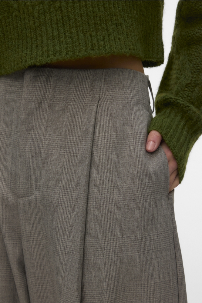 Vero Moda beige dames broek | Close up