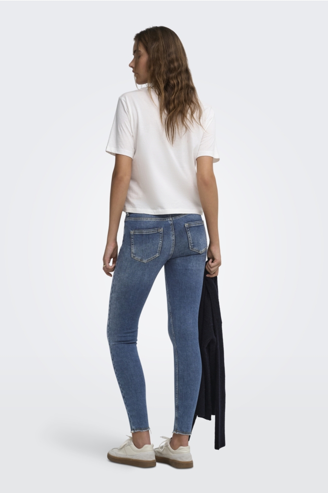 Only blauwe dames jeans | Model