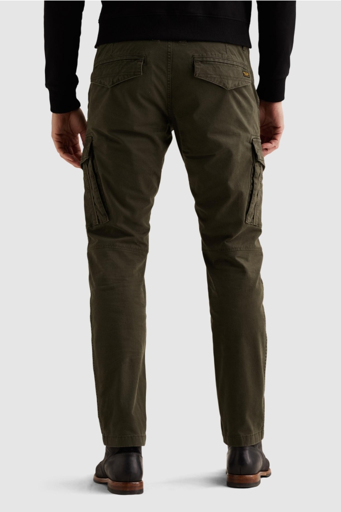 PME legend groene heren broek | Model achteraanzicht
