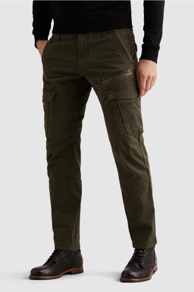 PME legend groene heren broek | Model zijaanzicht