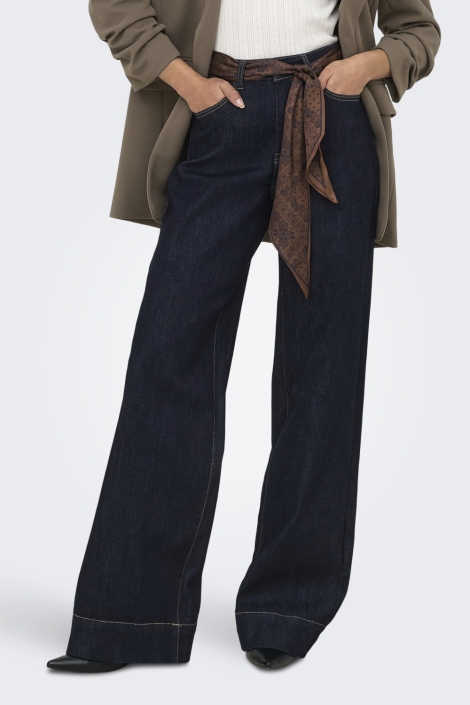 Only blauwe dames jeans | Model vooraanzicht