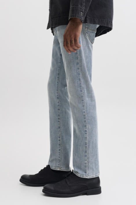 Jack & Jones blauwe heren jeans | Model zijaanzicht