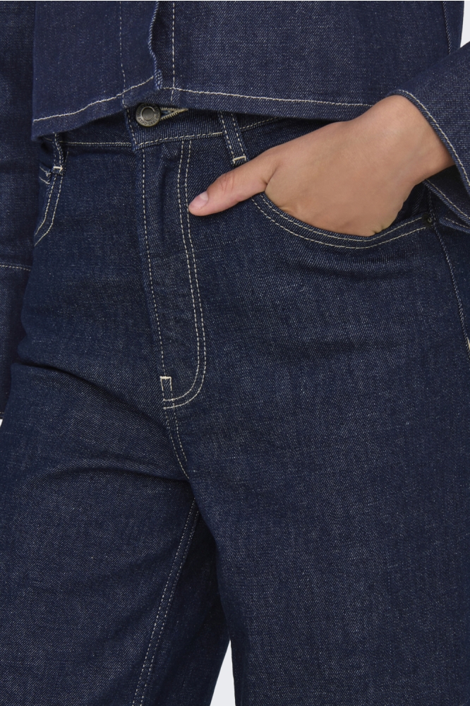 Only blauwe dames jeans | Close up