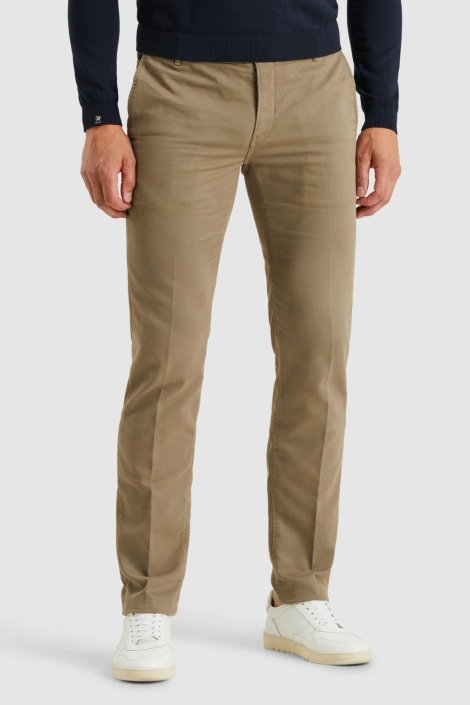 Vanguard taupe heren broek | Model vooraanzicht