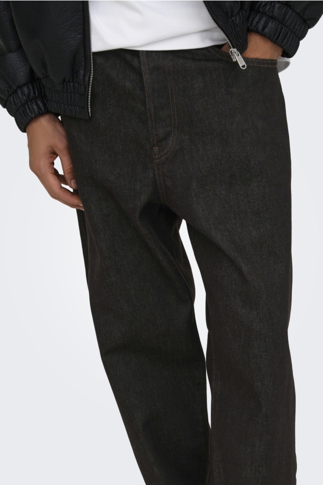 Only & Sons bruine heren jeans | Close up