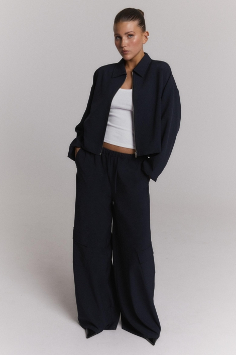 Refined Department blauwe dames broek | Model vooraanzicht
