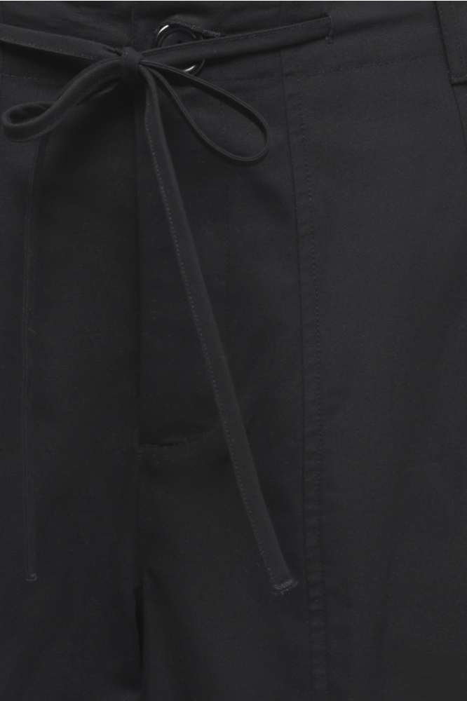 Jacqueline de Yong zwarte dames broek | Close up