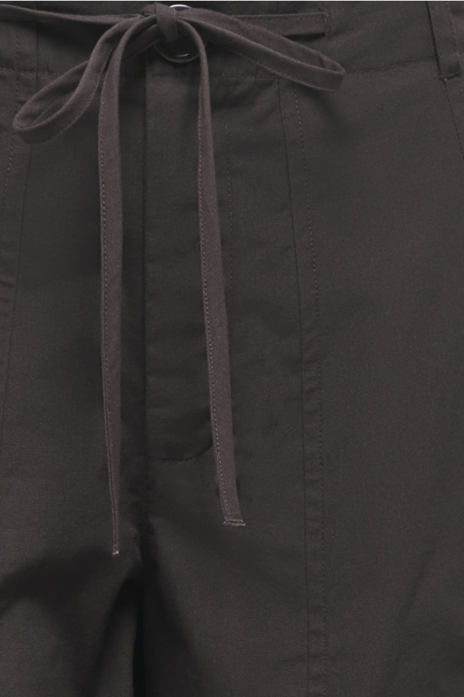 Jacqueline de Yong bruine dames broek | Close up
