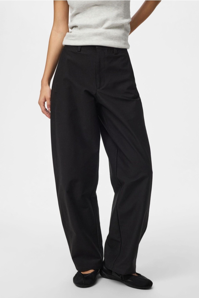 Pieces zwarte dames broek | Model