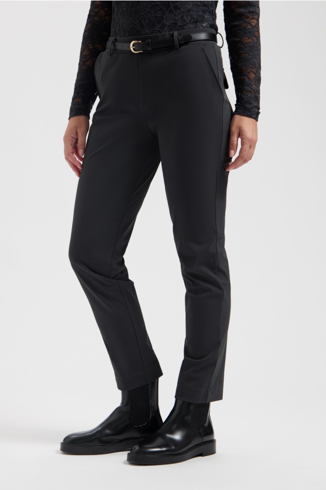 Lady Day grijze dames broek | Model vooraanzicht