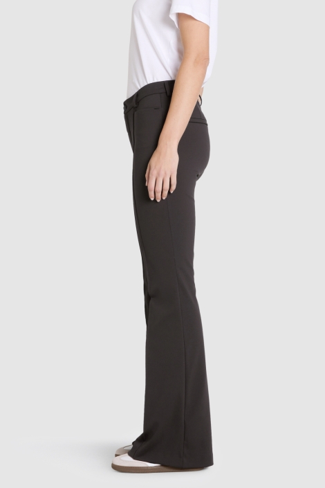 Mac groene dames broek | Model zijaanzicht