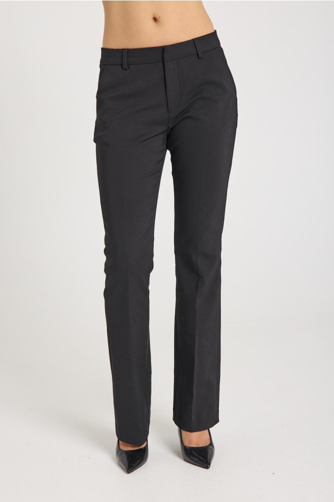 Freequent zwarte dames broek | Model vooraanzicht