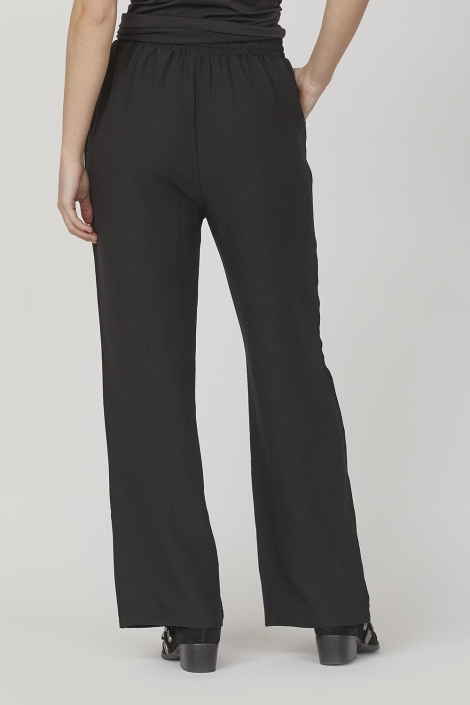 SisterS point zwarte dames broek | Model achteraanzicht