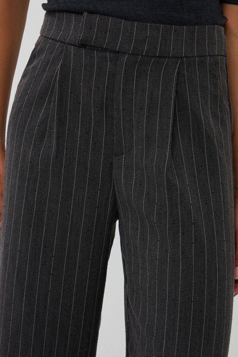 EsQualo grijze dames broek | Close up