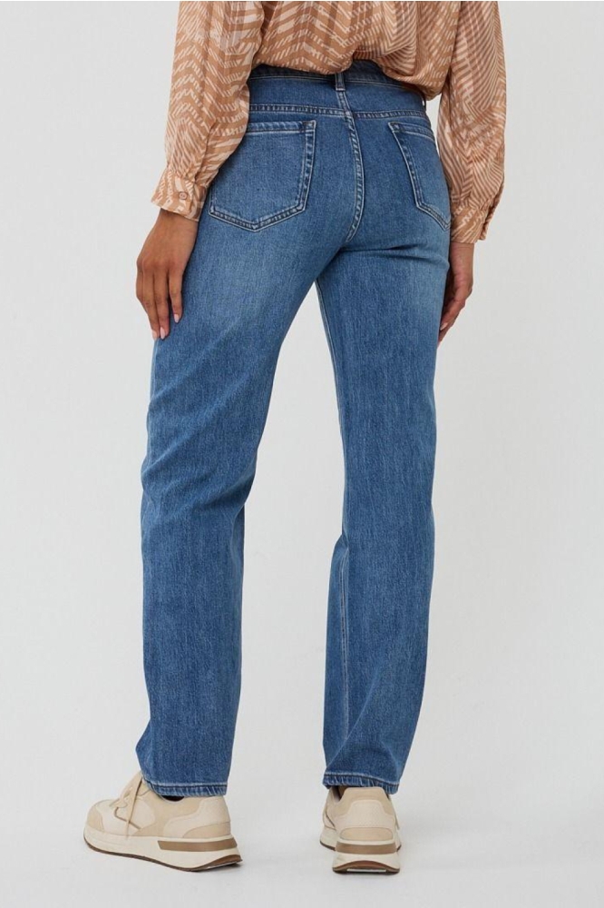 EsQualo blauwe dames jeans | Model achteraanzicht