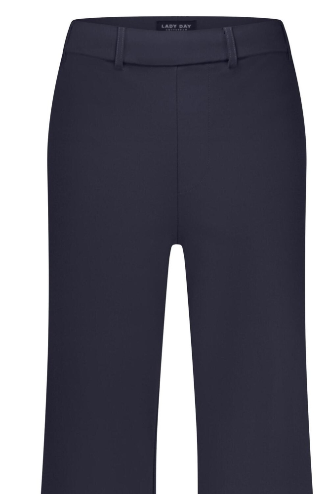 Lady Day blauwe dames broek | Close up
