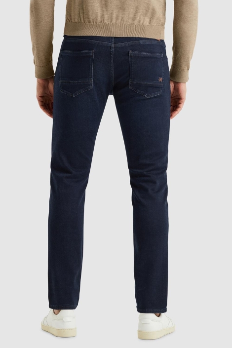 Vanguard blauwe heren jeans | Model achteraanzicht