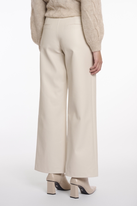 Rino & Pelle beige dames broek | Model achteraanzicht