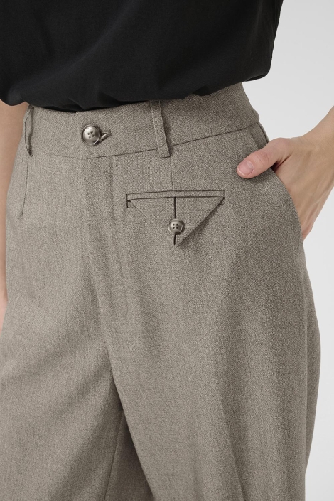 Kaffe camel dames broek | Close up