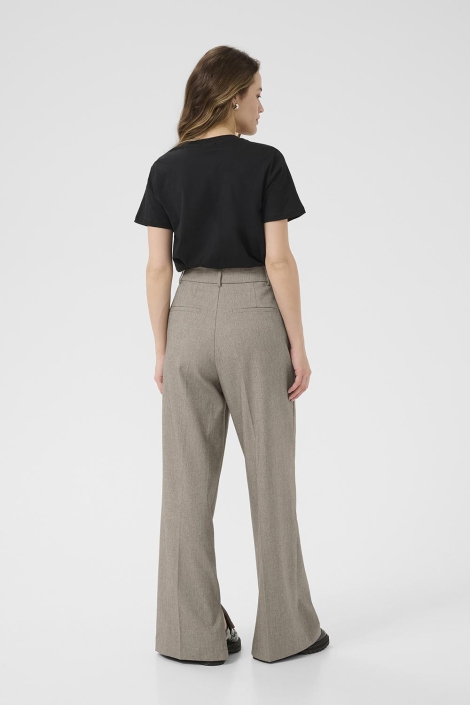 Kaffe camel dames broek | Model