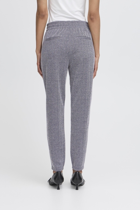 Ichi blauwe dames broek | Model achteraanzicht