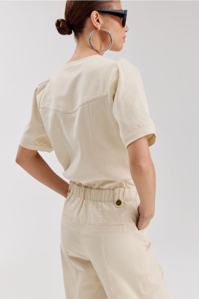 Harper & Yve ecru dames jumpsuit | Close up