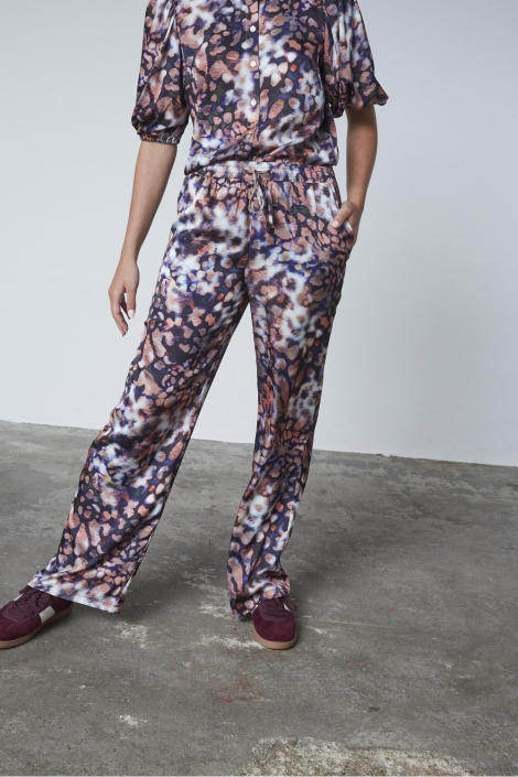 SisterS point multi color dames broek | Model vooraanzicht