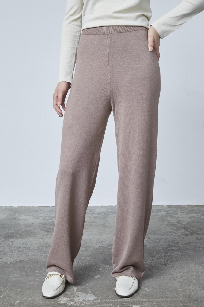 SisterS point camel dames broek | Model vooraanzicht