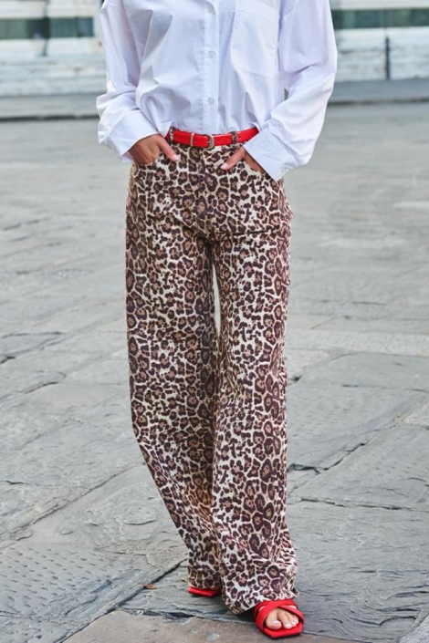 EsQualo camel dames jeans | Sfeerbeeld, In situatie