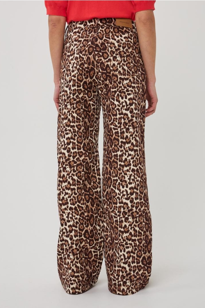 EsQualo camel dames broek | Model achteraanzicht