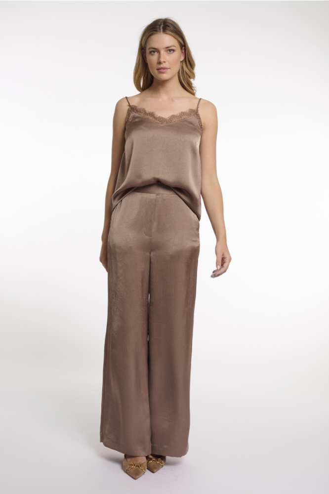 Rino & Pelle bruine dames broek | Model