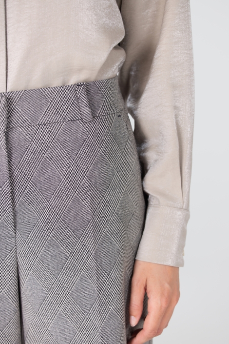 Juffrouw Jansen zwarte dames broek | Close up