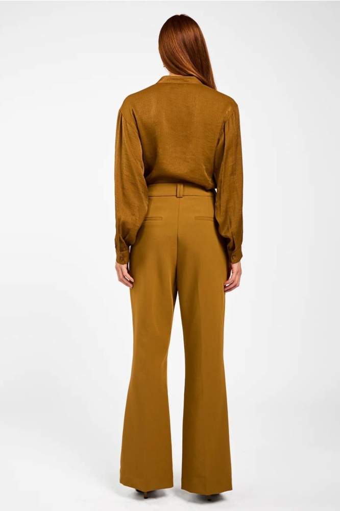 Aaiko camel dames broek | Model