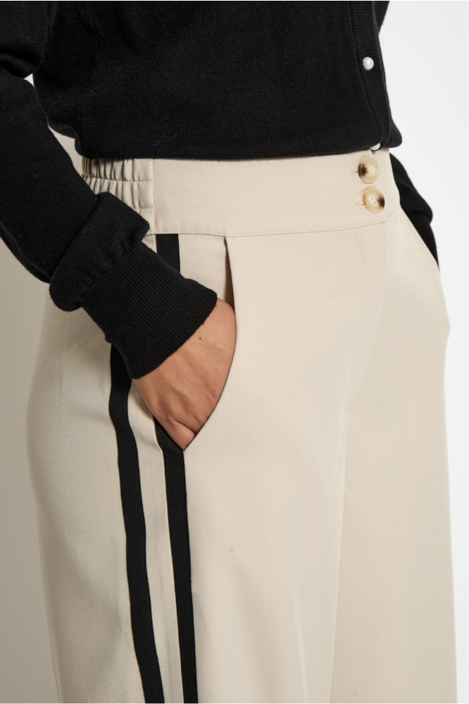 Minus ecru dames broek | Close up