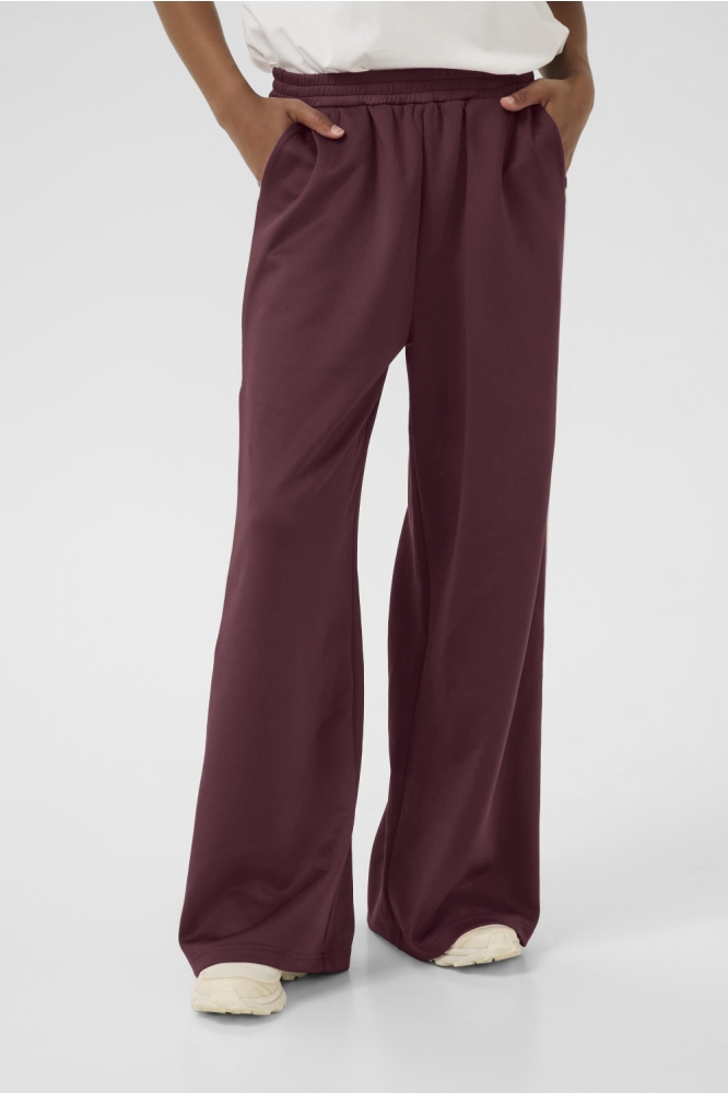 Kaffe bordeaux dames broek | Model vooraanzicht