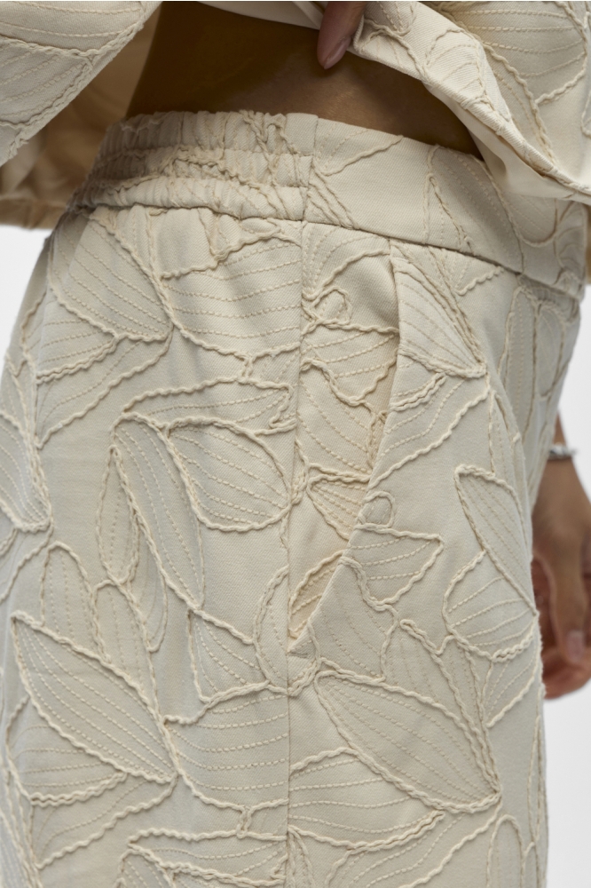 Object beige dames broek | Close up