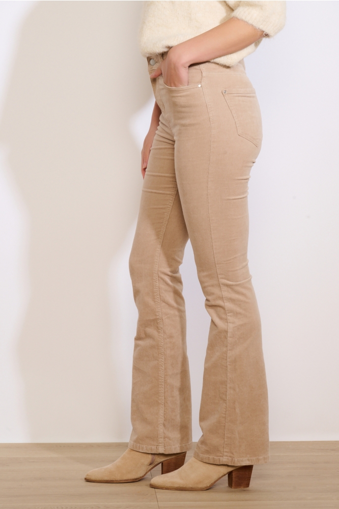 LolaLiza beige dames broek | Model vooraanzicht