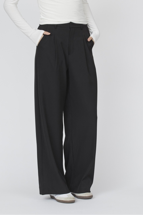 SisterS point zwarte dames broek | Model vooraanzicht