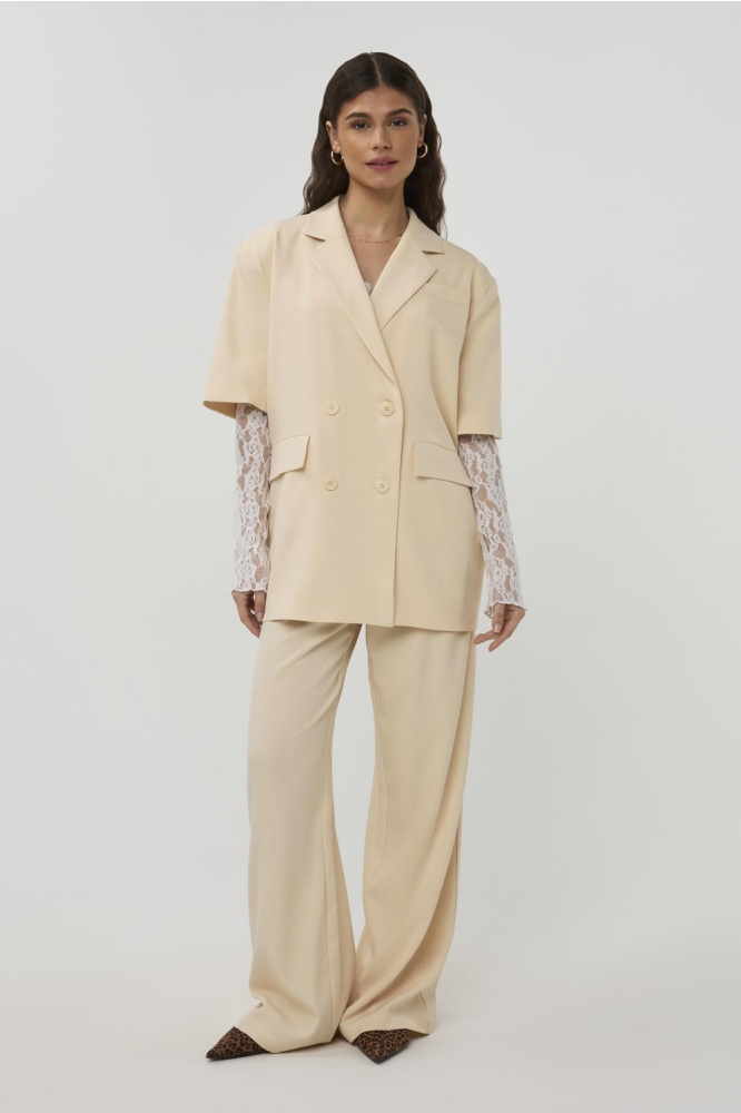 Studio Amaya gele dames broek | Model