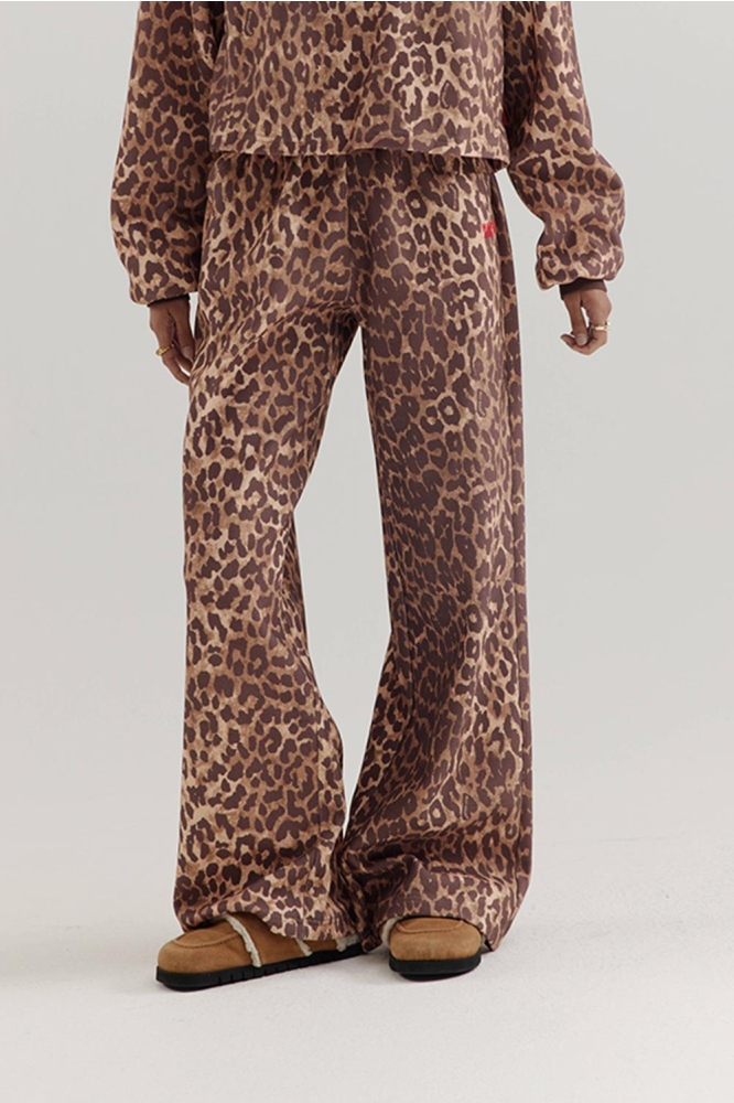 Harper & Yve camel dames broek | Model vooraanzicht