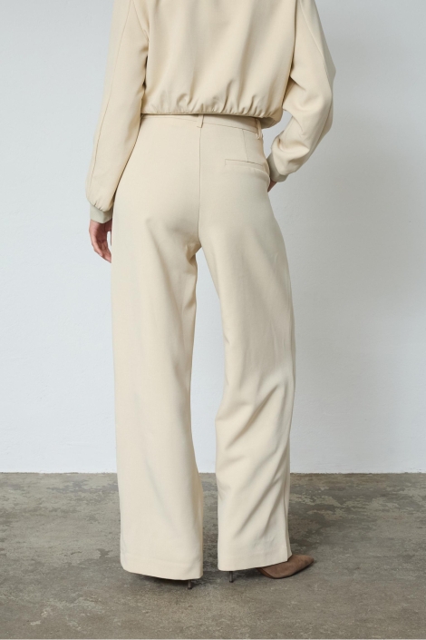 SisterS point beige dames broek | Model achteraanzicht