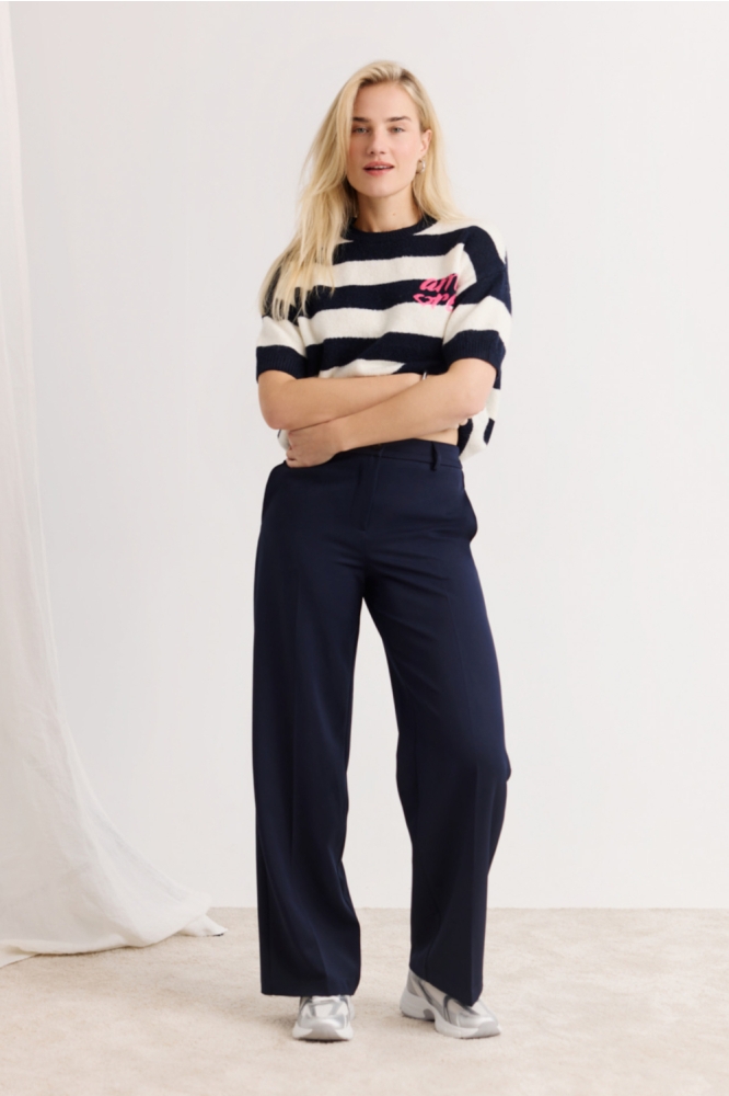 LolaLiza blauwe dames broek | Model