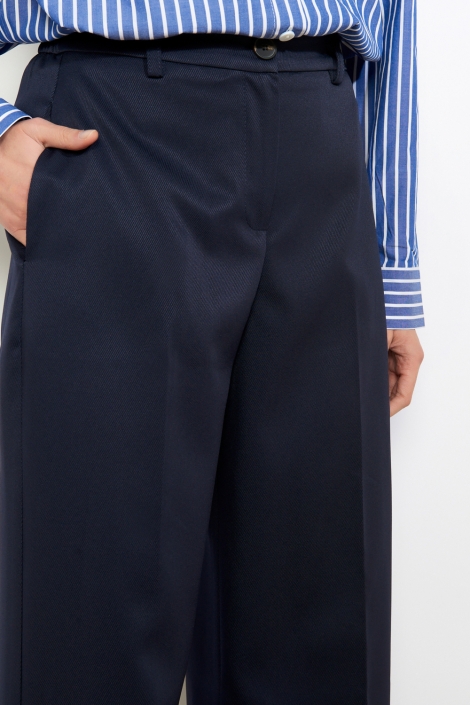 LolaLiza blauwe dames broek | Close up