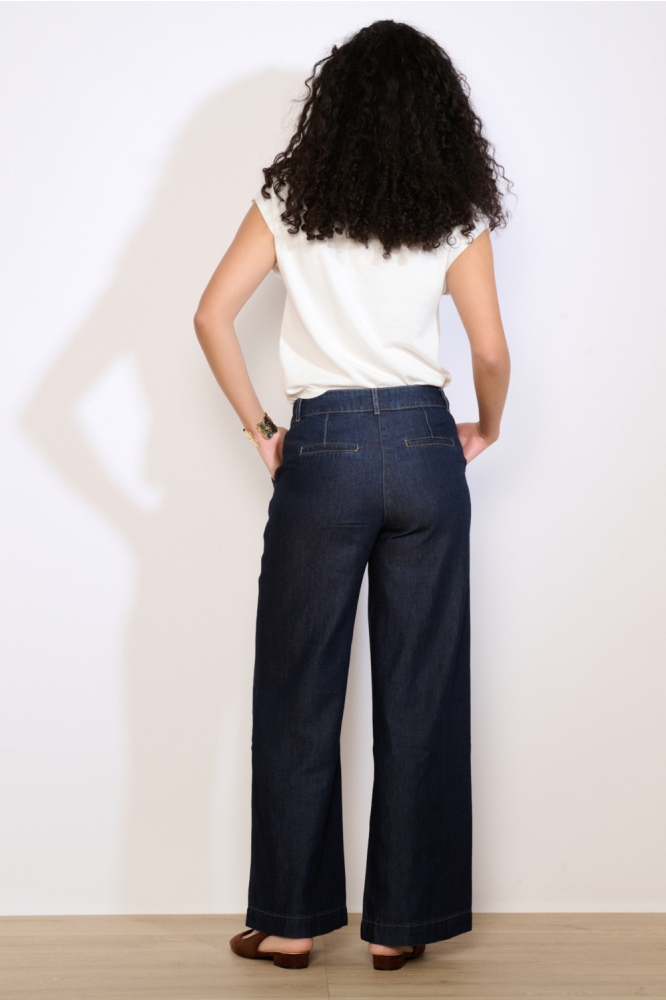 LolaLiza blauwe dames jeans | Model achteraanzicht