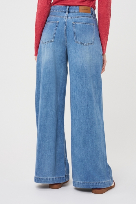 EsQualo blauwe dames jeans | Model achteraanzicht