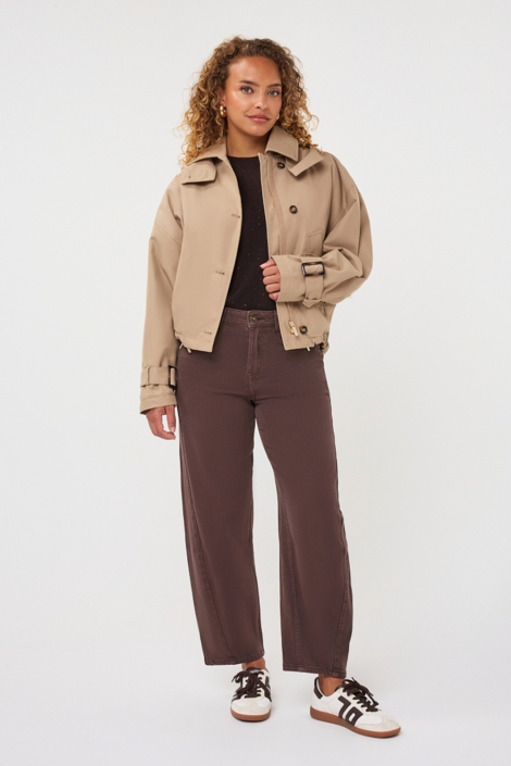 EsQualo bruine dames jeans | Model