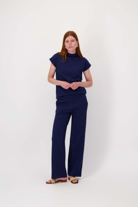 Zusss blauwe dames broek | Model