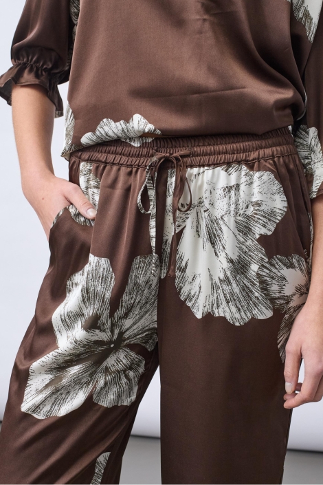 SisterS point bruine dames broek | Close up