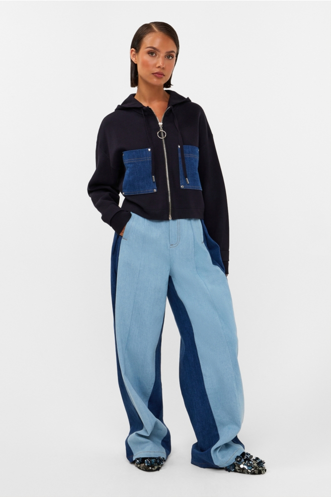 Studio Amaya blauwe dames broek | Model