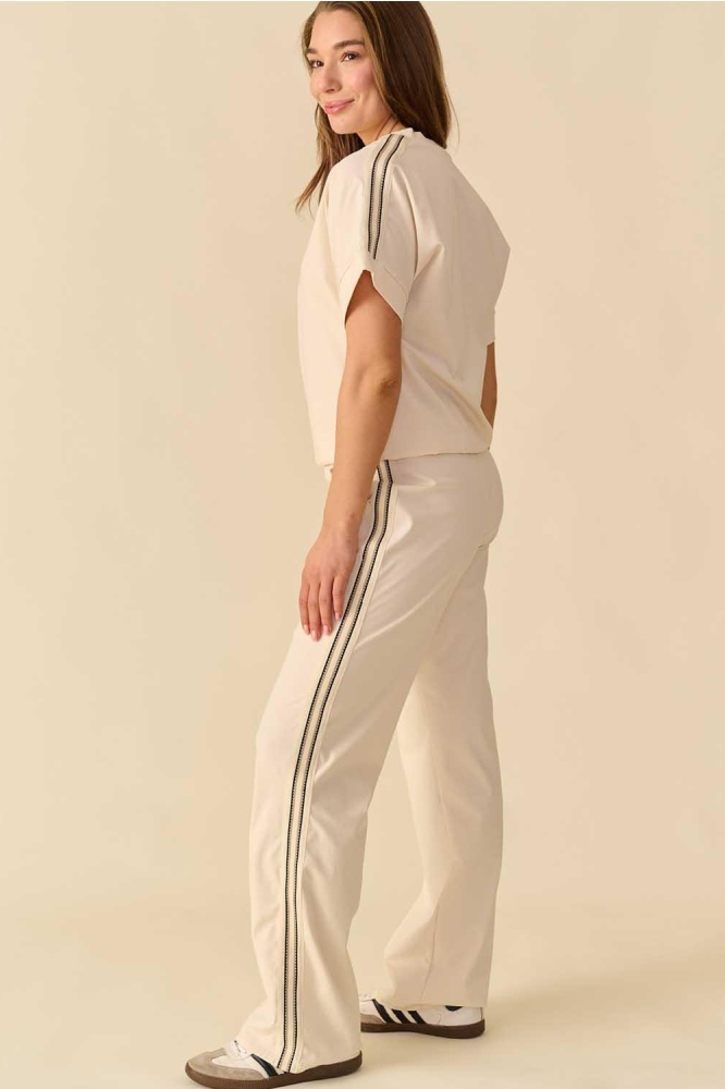 FOS Amsterdam beige dames broek | Model